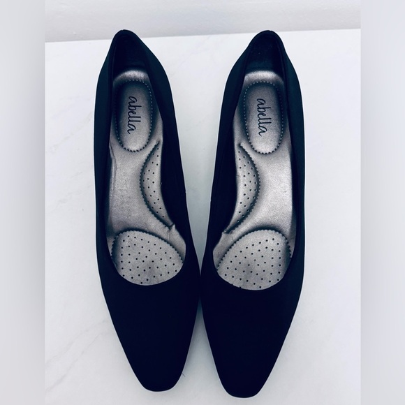 Abella Black Women's Flats - Picture 4 of 8